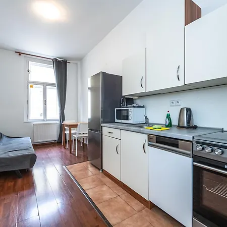 Apartments Kamenicka 23 Prague Exterior photo