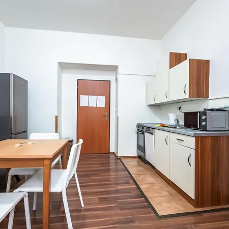 Apartments Kamenicka 23 Prague Exterior photo